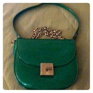 Ladies shoulder strap bag